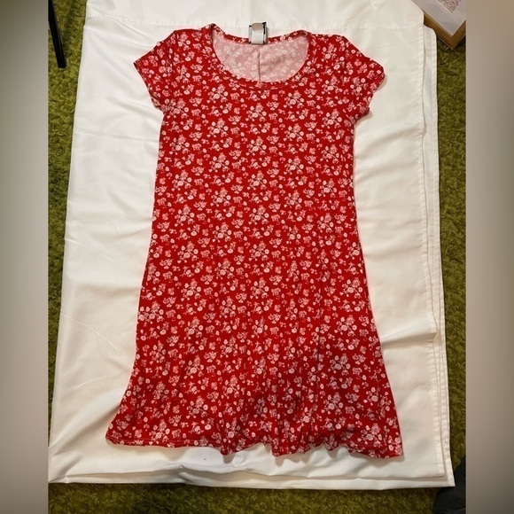 TMG Other - 🐶🐶Girls TMG size medium red floral dress🐶🐶